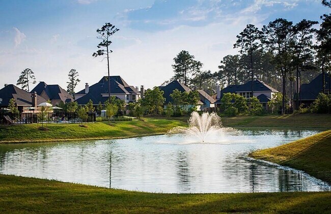 Building Photo - 10467 Lake Palmetto Dr