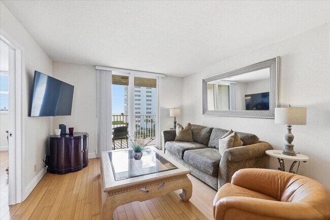 Building Photo - 2929 S Ocean Blvd