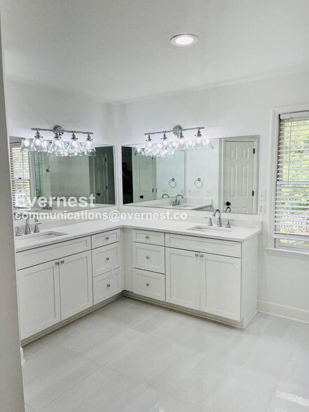 Building Photo - 1420 Calloway Ct