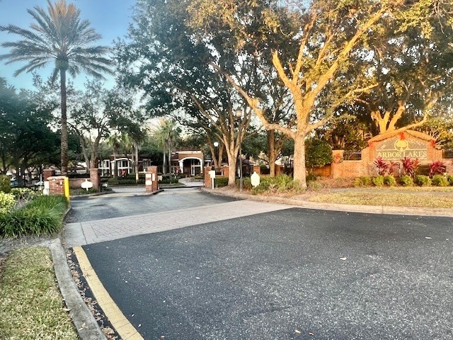 Building Photo - 424 Arbor Lakes Cir