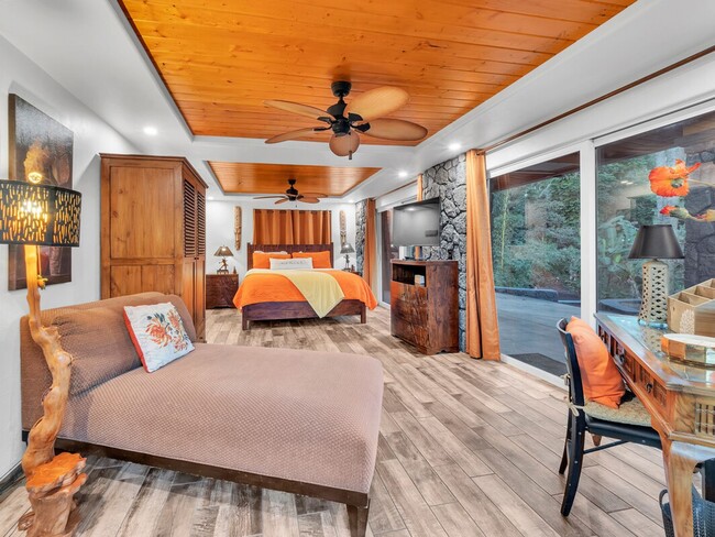 Building Photo - Oceanfront Estate: The Honolii Hale