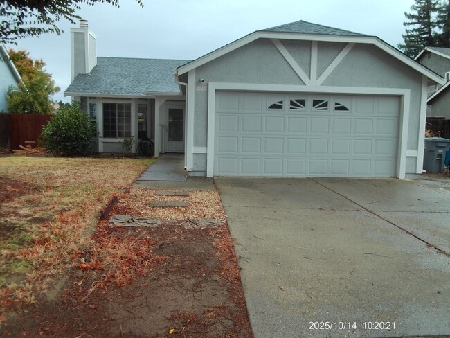 Building Photo - 1074 Beechwood St