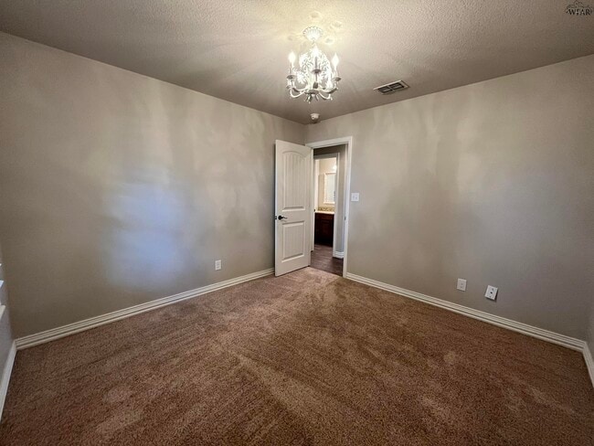 Building Photo - 4863 Rhea Rd