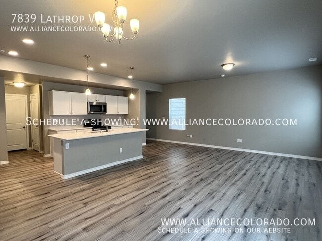Building Photo - 7839 Lathrop Vw