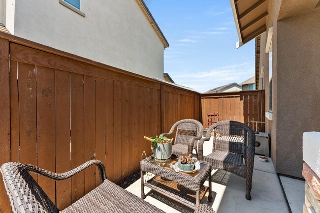 Building Photo - 9363 Wild Lilac Cir