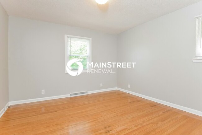 Building Photo - 2905 Westview Dr
