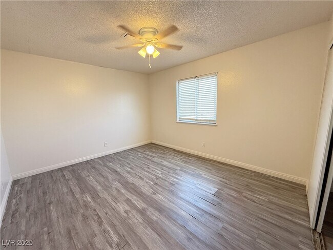 Building Photo - 2353 Exeter Dr