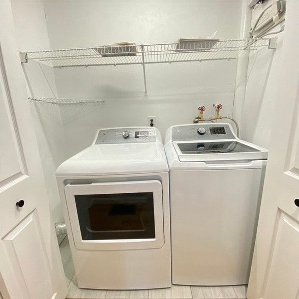 Building Photo - 344 Neponset St