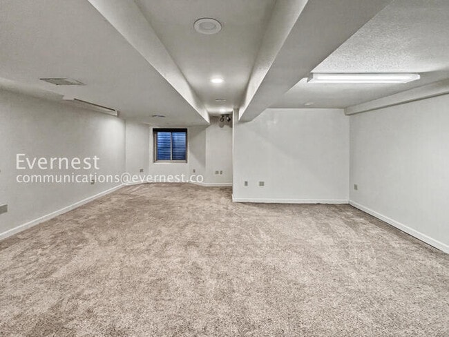 Building Photo - Comfort Meets Community in Centennial with 2 Car Garage / 3 beds & 3 baths / Available Now!