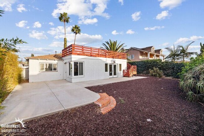 Building Photo - Charming 3Bdm 3Ba Unfurnished Home with Pa...