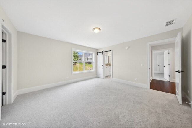Building Photo - 5913 Flagg Creek Ln