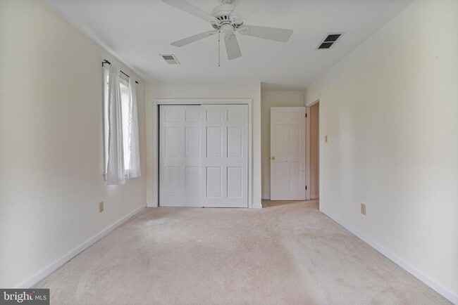 Building Photo - 3554 N Sugan Rd