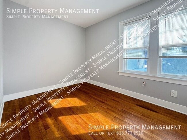 Building Photo - 507 Glenwood Ave SE