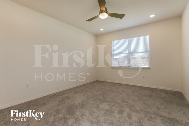 Building Photo - 105 Windsor Reserve Dr