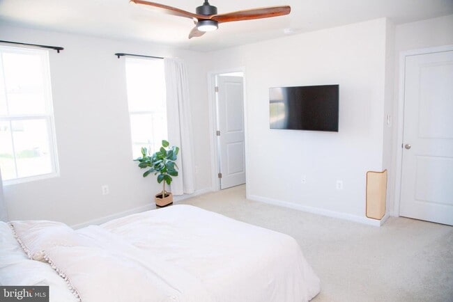 Building Photo - 540 Old Potomac Church Rd