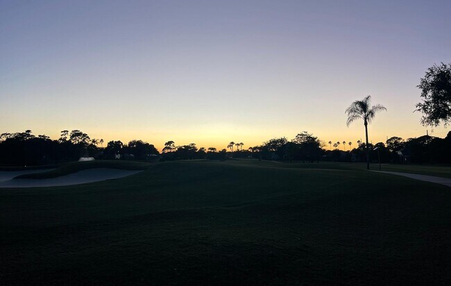 Building Photo - 13760 Sand Crane Dr