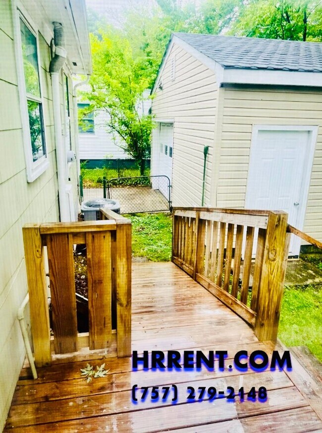 Building Photo - Coming Soon....Lovely 3 Bedroom 1 Bath Single Family Home located in the North King Street area o...