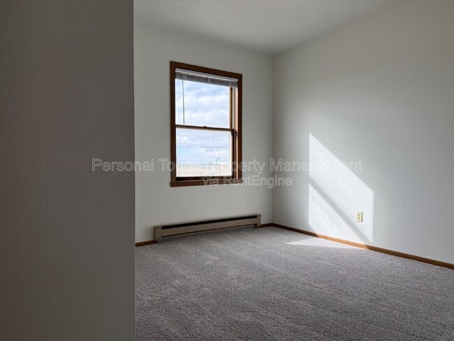 Building Photo - 1003 19th St SW