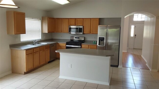 Building Photo - 31321 Wrencrest Dr