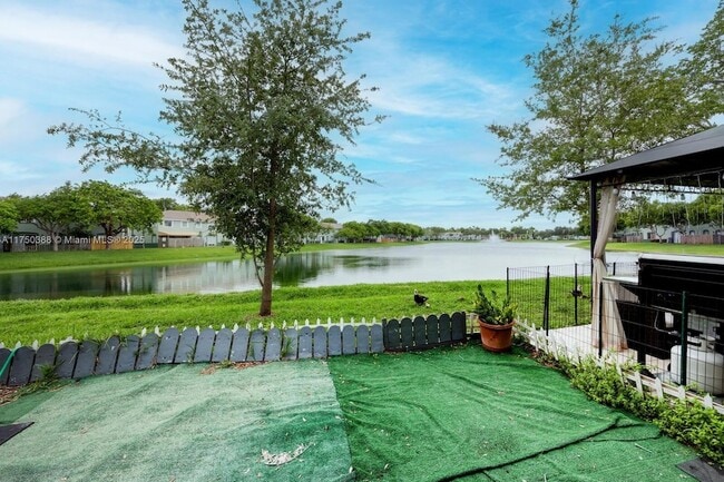 Building Photo - 2818 SE 16th Ave