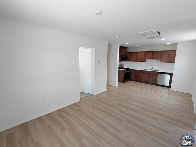 Building Photo - 475 Palomino Ct