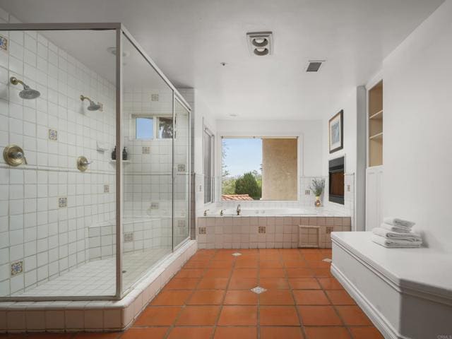 Building Photo - 20784 Fortuna Del Norte