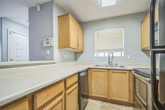 Building Photo - 2967 Juniper Hills Blvd