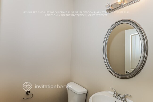 Building Photo - 119 Biscayne Terrace