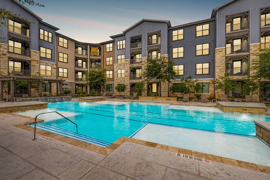 Building Photo - Avita Alamo Heights