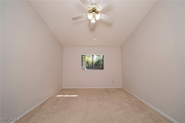 Building Photo - 17455 Blueberry Hill Dr