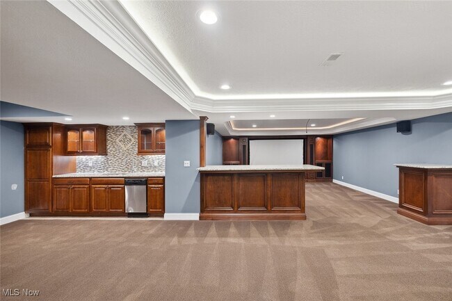 Building Photo - 6470 Aberdeen Ln