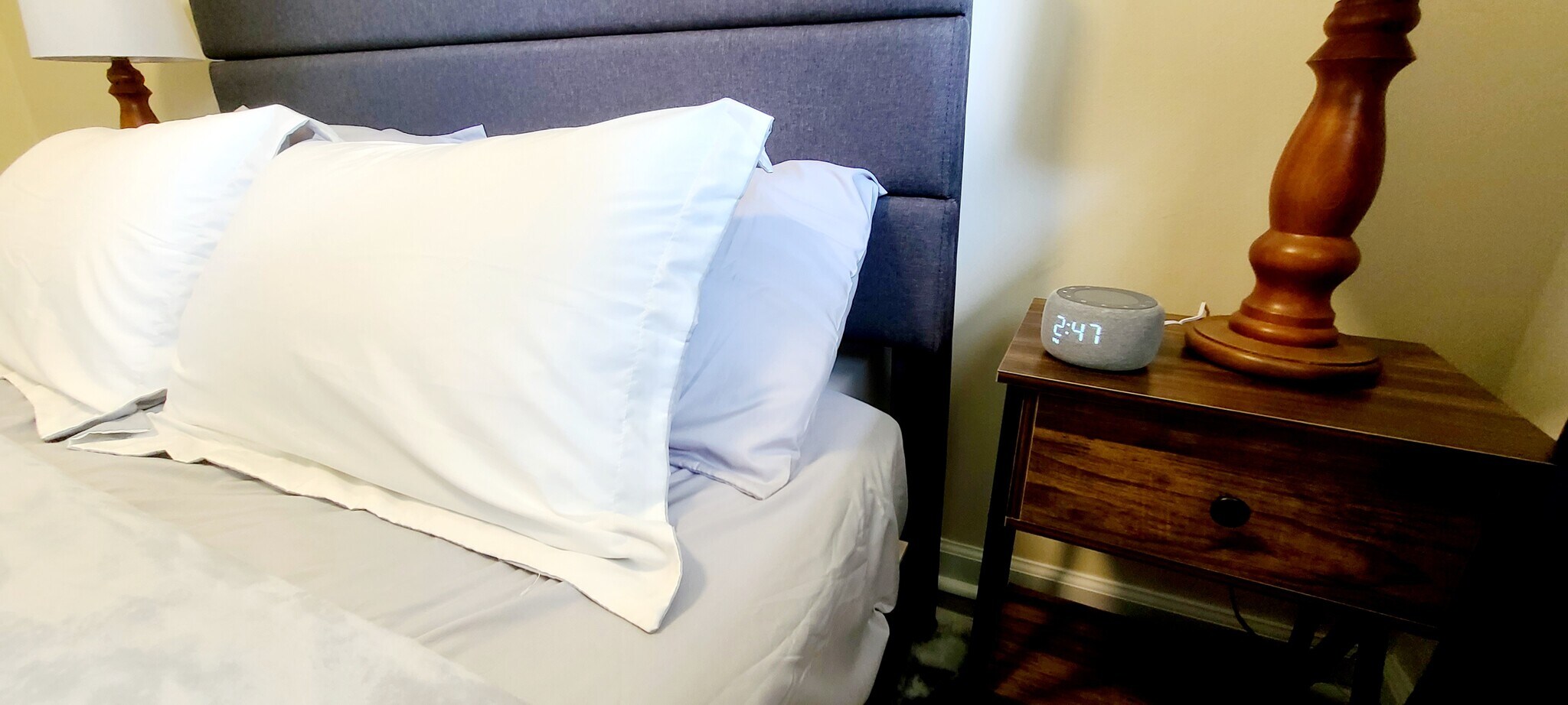 Building Photo - 496 Lawnview Dr