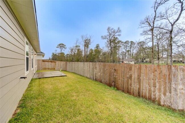 Building Photo - 3939 Sugardale St