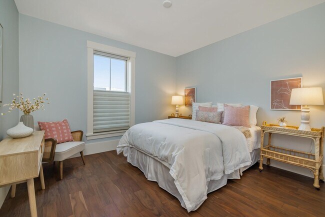 Building Photo - 50 Maplewood Ave