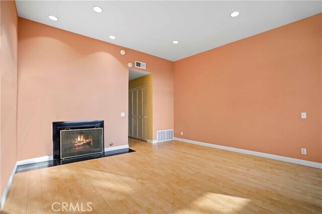 Building Photo - 500 E Del Mar Blvd