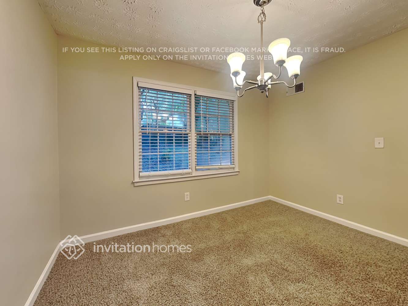 Building Photo - 990 Thousand Oaks Dr