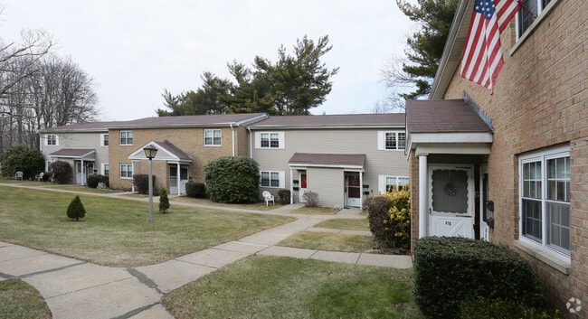 Avery Village - East Patchogue, NY | Apartment Finder