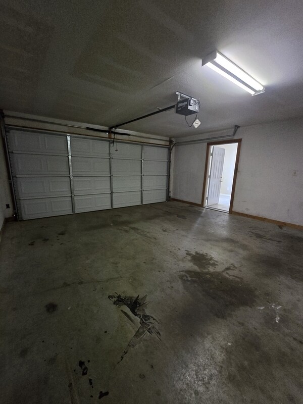 Building Photo - 2800 McDonald Rd