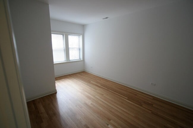 Floorplan - 5401-5405 S. Drexel Boulevard