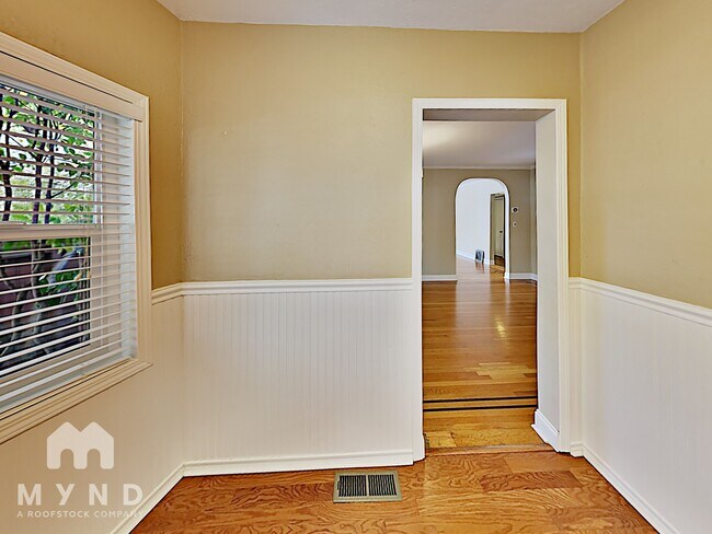 Building Photo - 2700 18th St