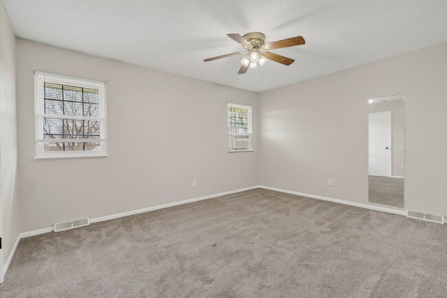 Building Photo - Spacious 3-Bed/2-Bath Home in Independence!