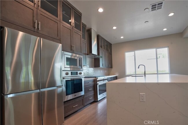 Building Photo - 6544 Canyon Oaks Dr