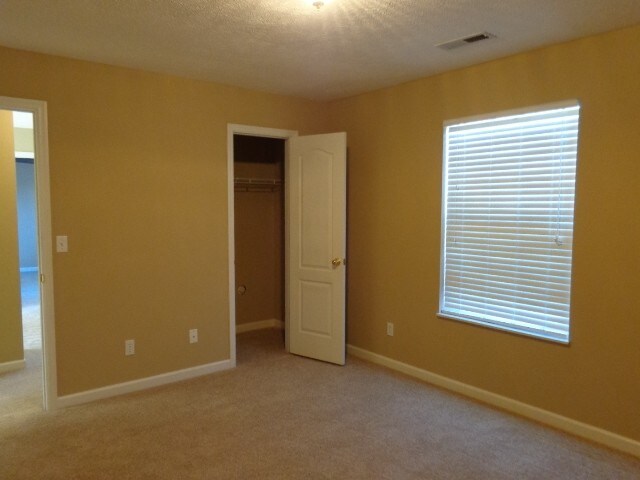 Building Photo - 2276 Pewter Dr