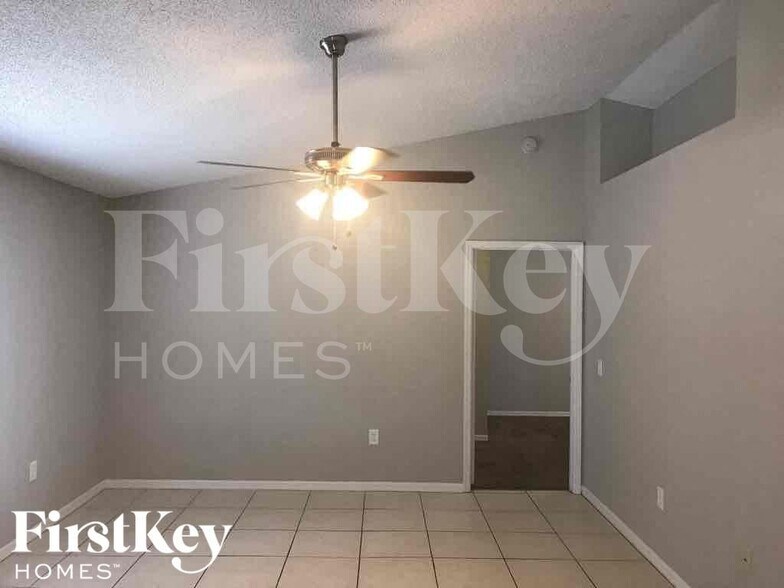 Building Photo - 7424 Little Pond Ct