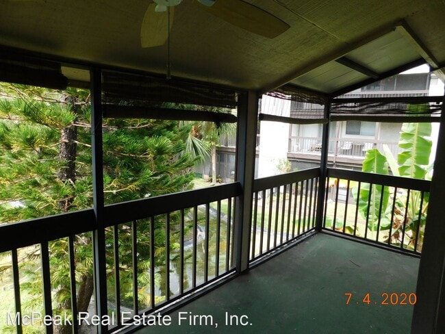 Building Photo - 1 br, 1.5 bath House - 6314 Newtown Circle...