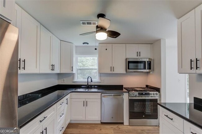 Building Photo - 5266 Long Green Ln