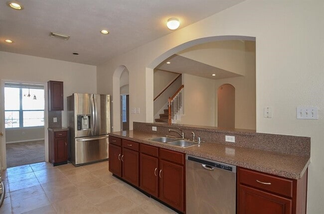 Building Photo - 17407 S Sienna Cove Ln