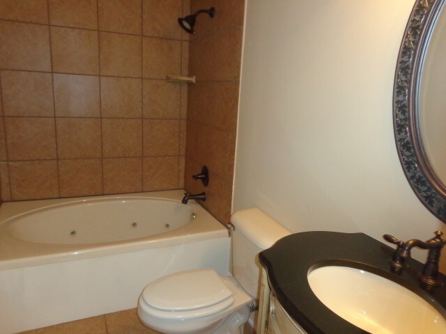 Building Photo - 5857 Savannah Pky