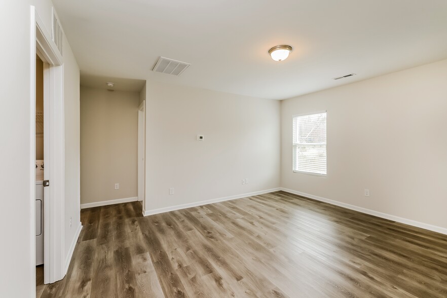 Building Photo - 4324 Shadi Green Ln
