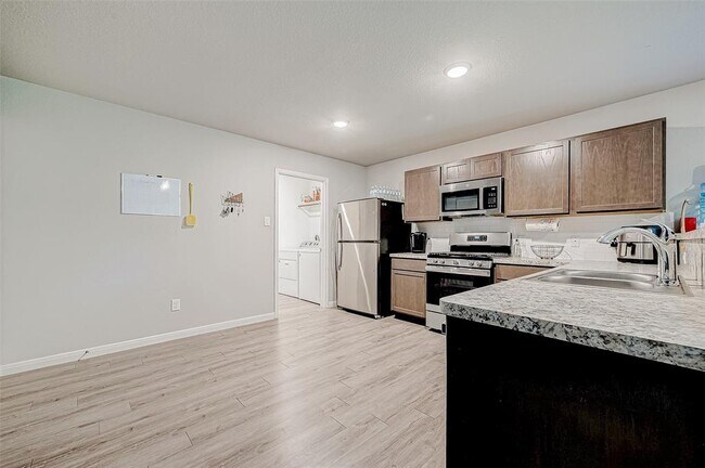 Building Photo - 115 Wilburn Dr